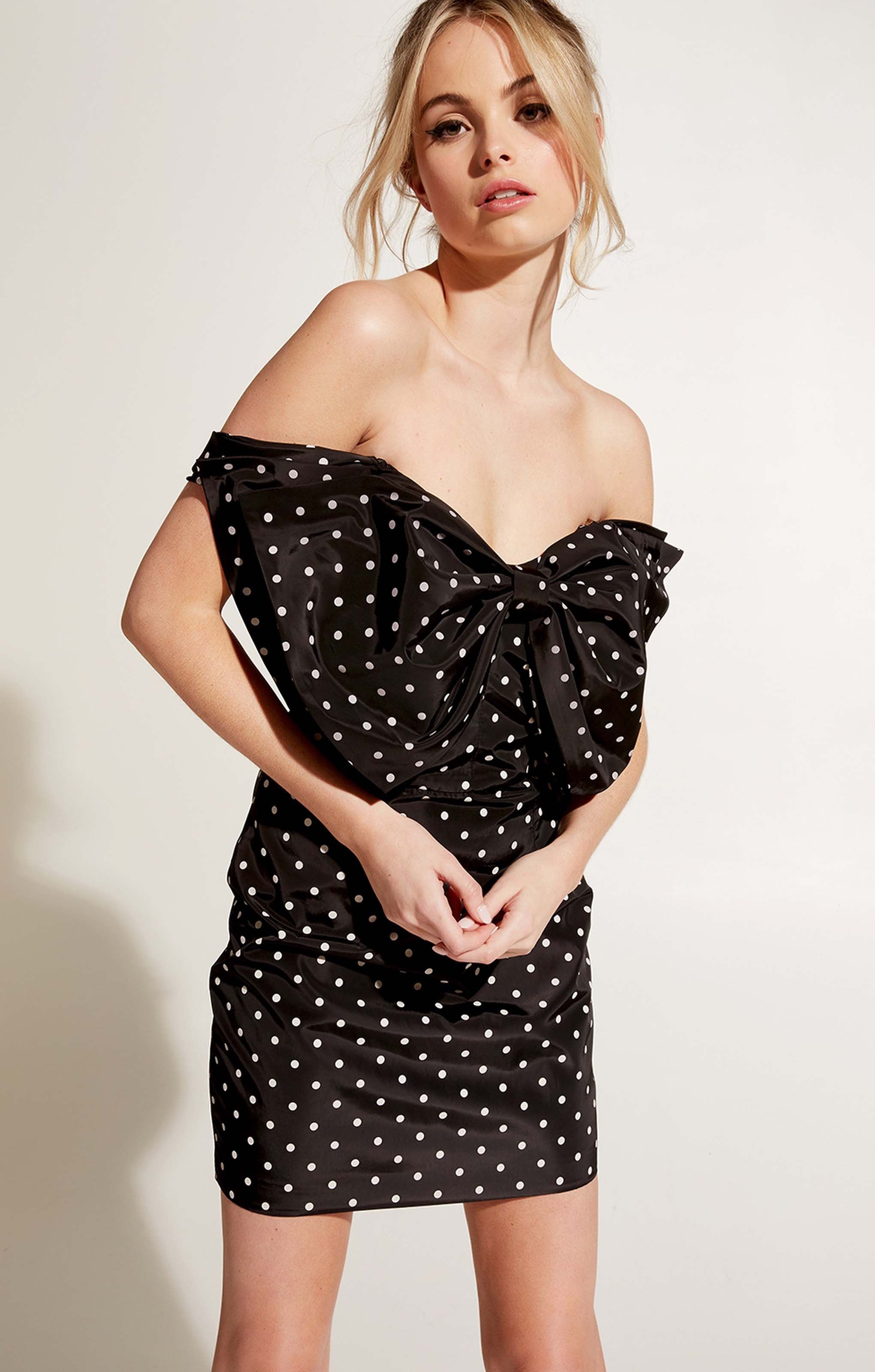 Polka dot 2025 bow dress