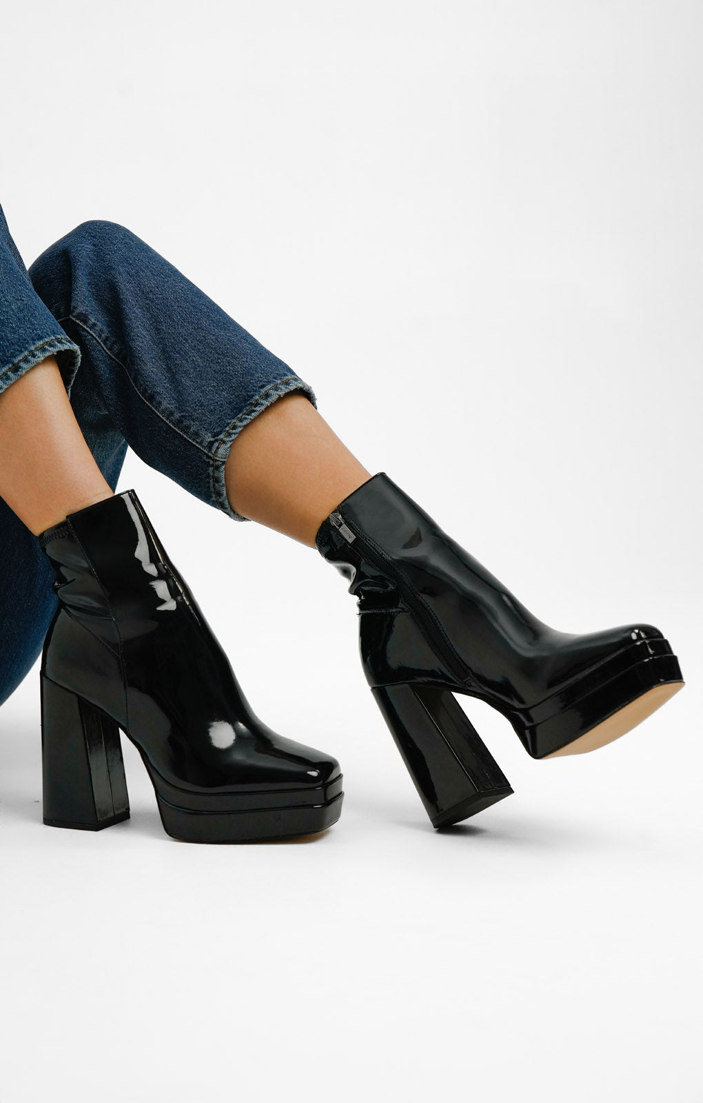 Rent ASOS DESIGN Chunky Platform Boots Black | Hirestreet