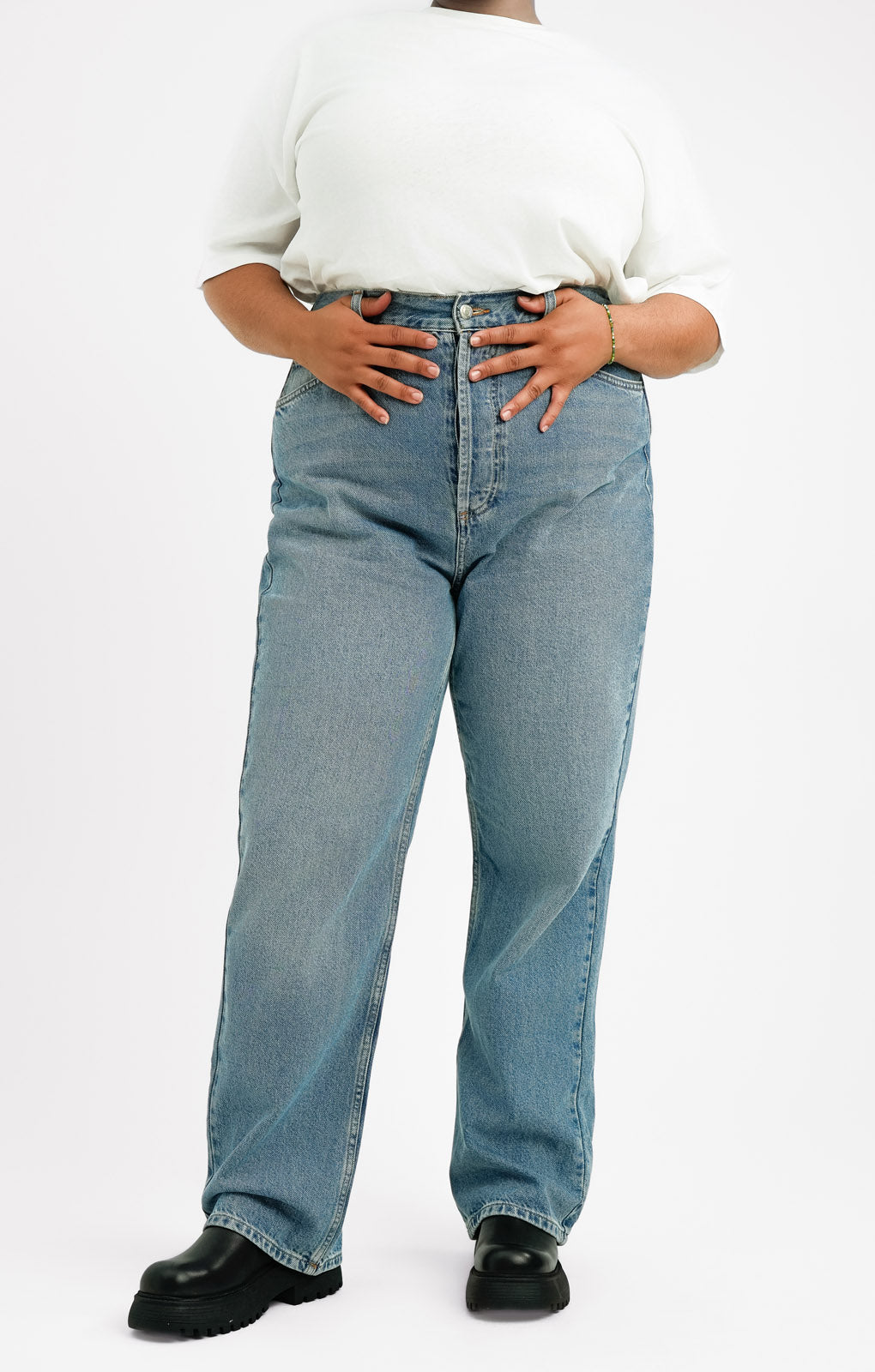 Topshop Curve Straight Kort Jeans In Mid Blue