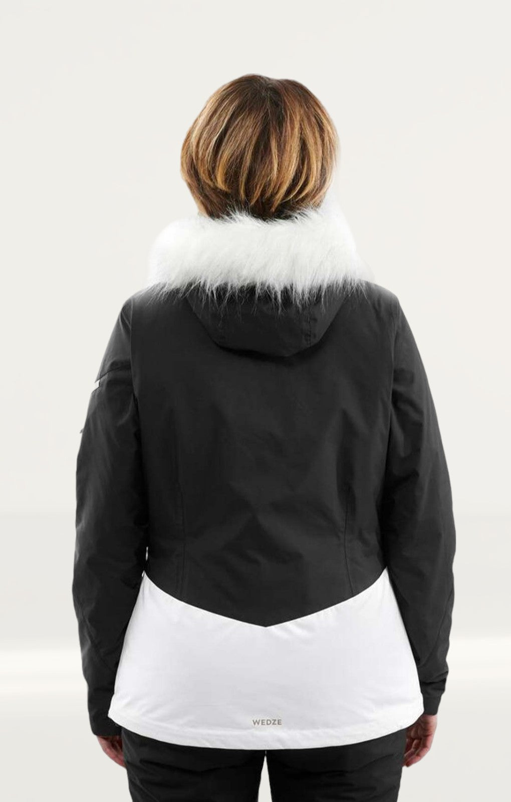 Black jacket with white fur hood best sale