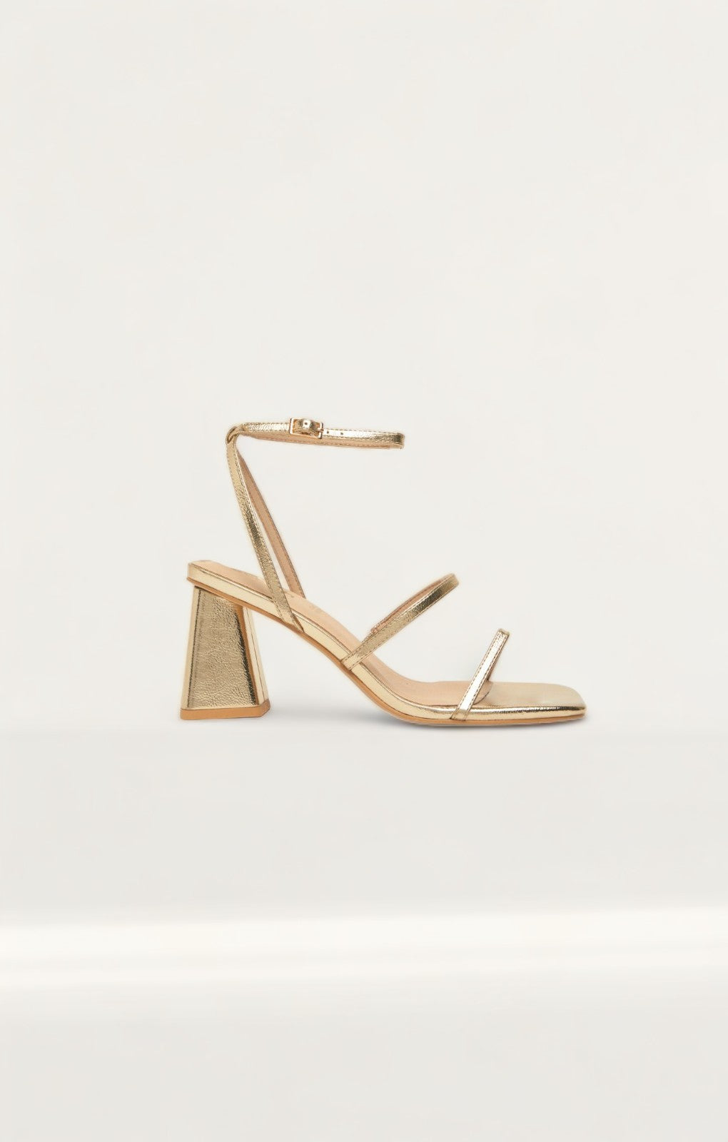 Rent Schuh Samantha Block High Heels in Gold Hirestreet